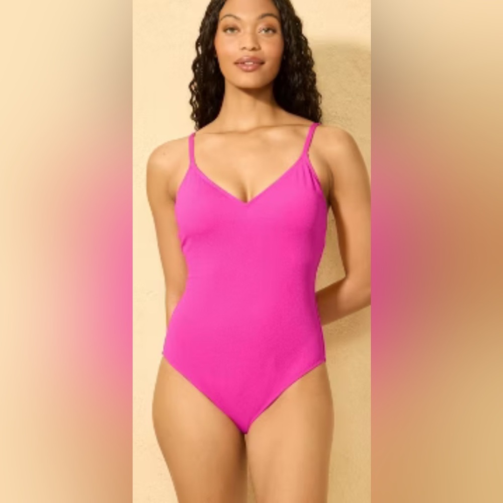 Shade & Shore Swimsuit One Piece Pink Micro Crinkle V Neck Med Coverage M/8-10